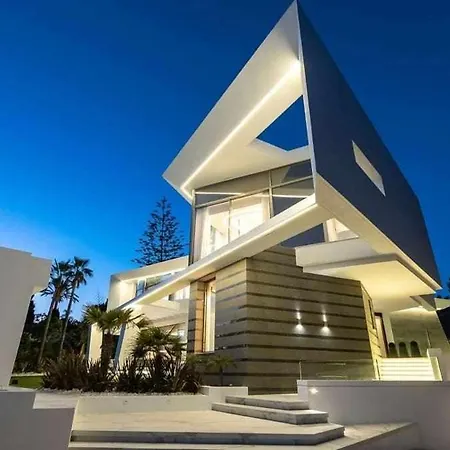 Opulenta Verdaderamente Impresionante Villa