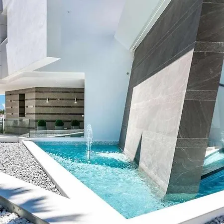 Opulenta Verdaderamente Impresionante Villa